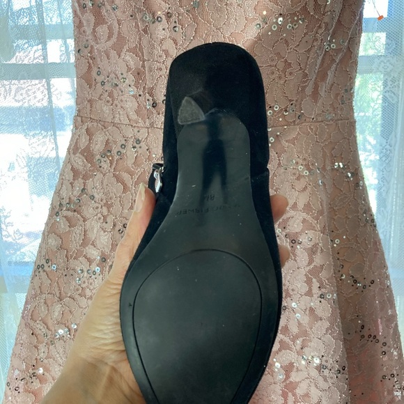 Marc Fisher Elegant Black Stiletto Suede Boots Excellent Condition! 8 - Picture 4 of 4